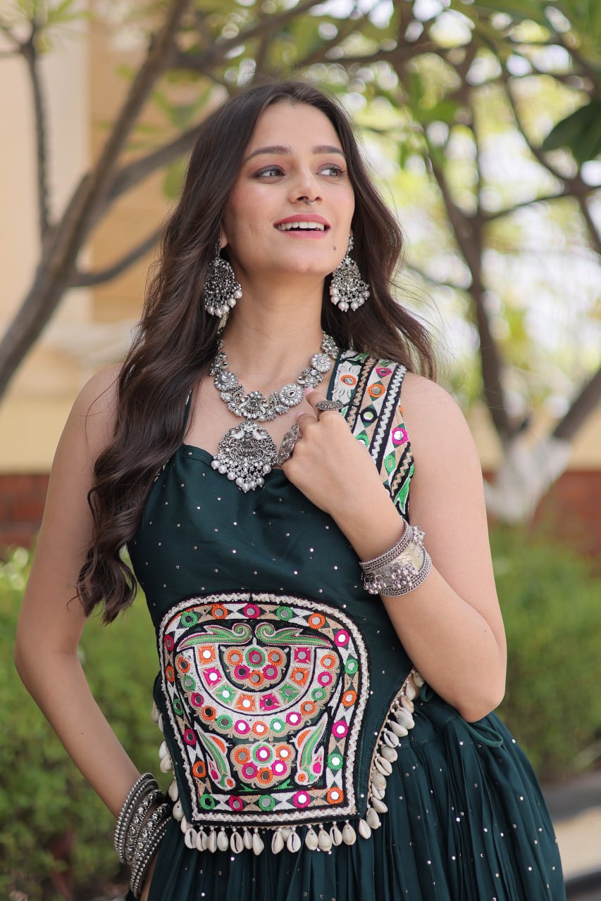 NAVRATRI LEHENGA CHOLI