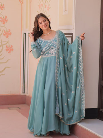 GOWN-DUPATTA SET