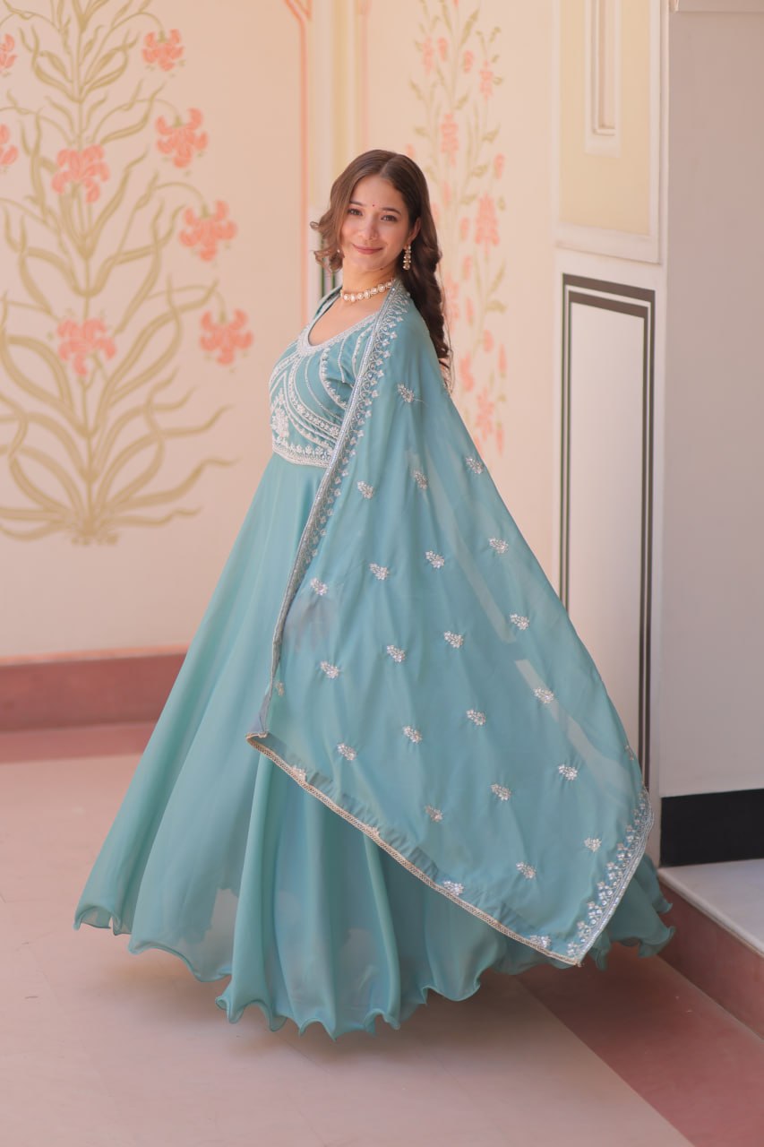 GOWN-DUPATTA SET