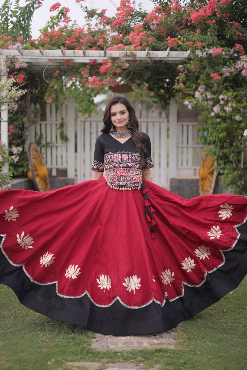 Navratri vibes Are traditional and spiritual, And focus on the fun festive aspects of the festival, So Choose the Different Colors Lehenga With Top For the dancing, the devotion, or the sense of our community. 💃🏻