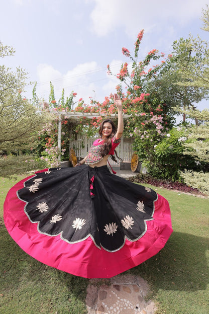 Navratri vibes Are traditional and spiritual, And focus on the fun festive aspects of the festival, So Choose the Different Colors Lehenga With Top For the dancing, the devotion, or the sense of our community. 💃🏻