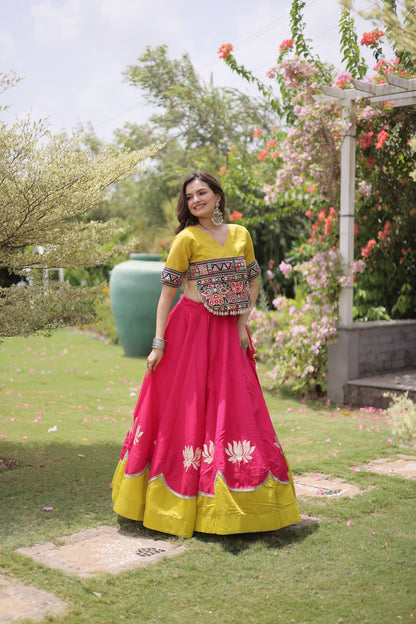 Navratri vibes Are traditional and spiritual, And focus on the fun festive aspects of the festival, So Choose the Different Colors Lehenga With Top For the dancing, the devotion, or the sense of our community. 💃🏻