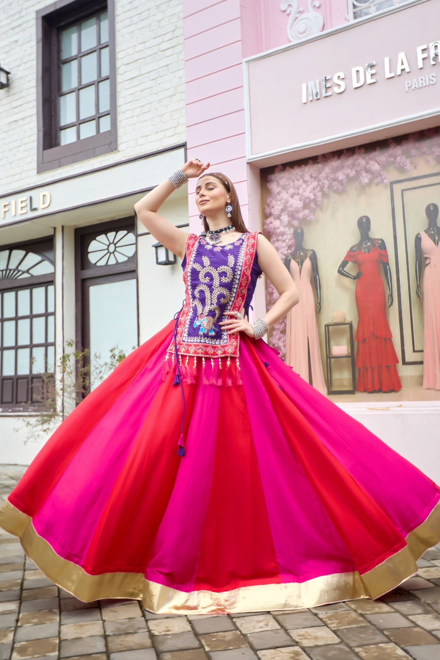 NAVRATRI LEHENGA CHOLI