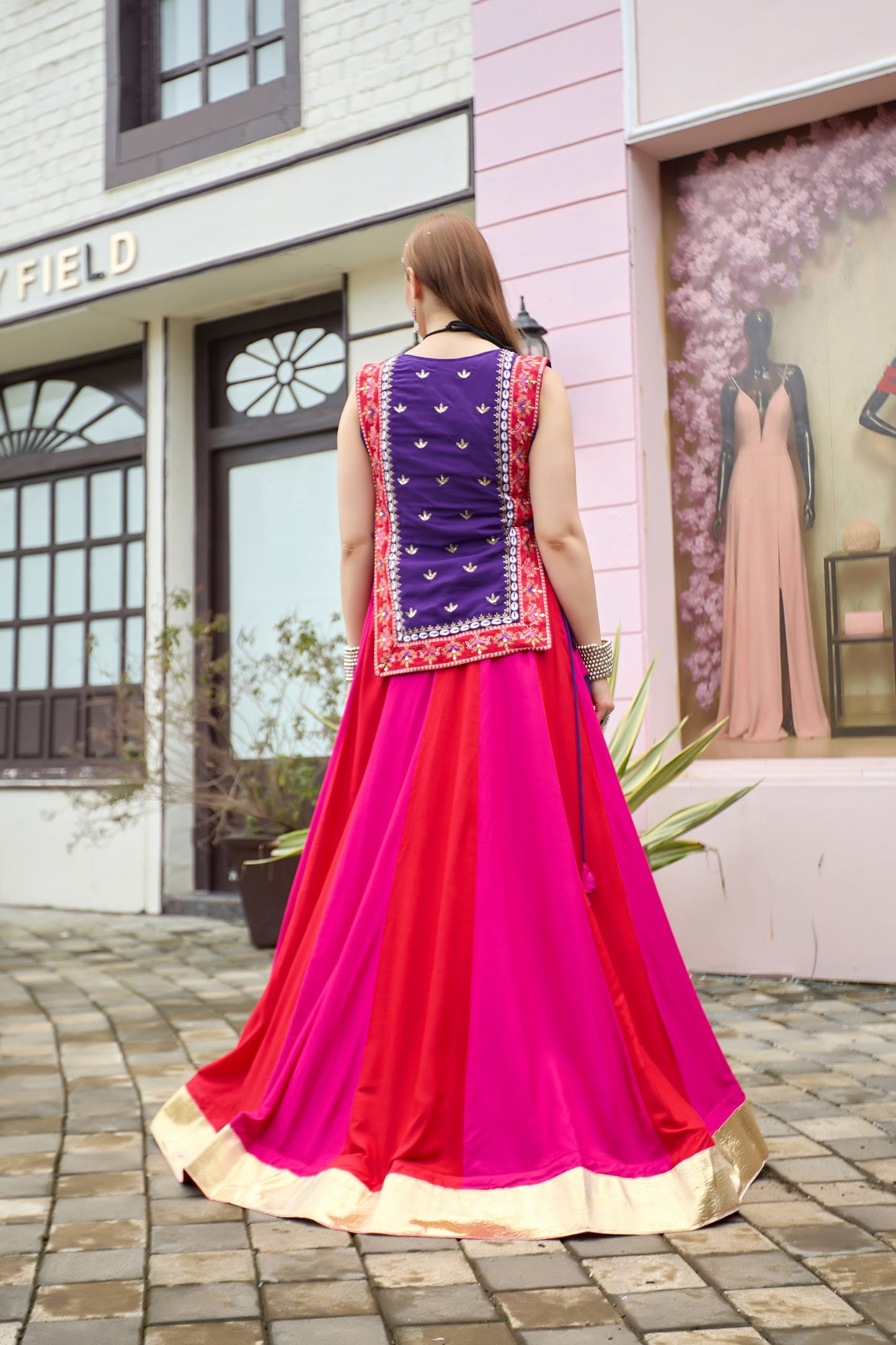 NAVRATRI LEHENGA CHOLI